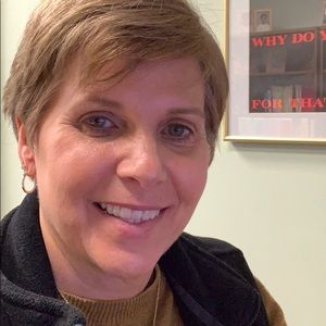 Meet your Posher, Deb